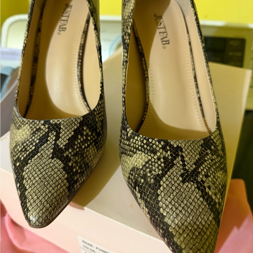 JustFab Snakeskin Heels - Black and Tan